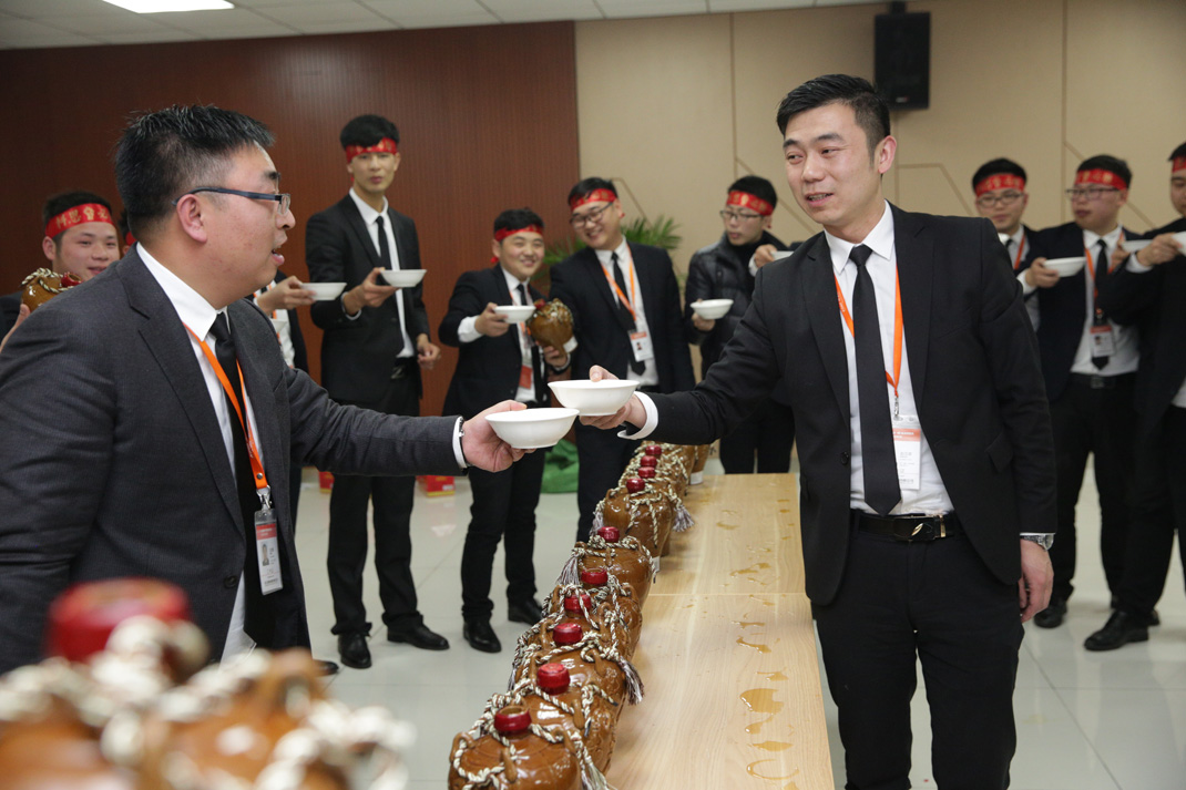 八年磨礪，劍指17——科恩電器2017年誓師大會隆重舉行