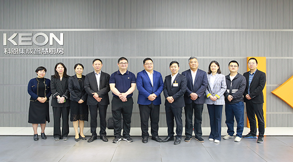 嵊州市政協副主席裘慶軍一行蒞臨科恩參觀指導！